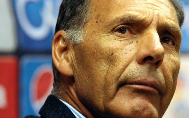 Miguel Russo estuvo muy crítico con sus jugadores en Paraguay