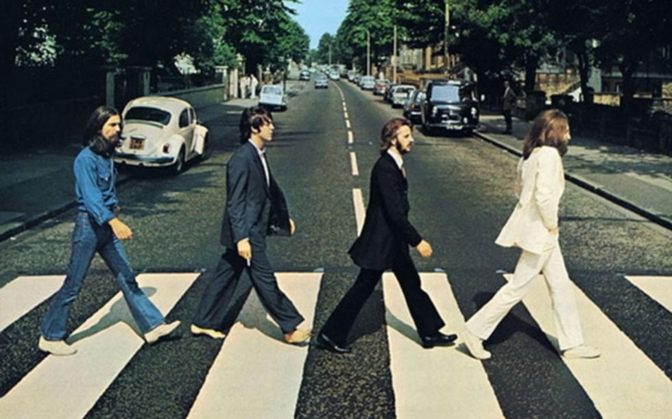 Se cumplen 50 años de la famosa foto de tapa del disco "Abbey Road" de Los Beatles