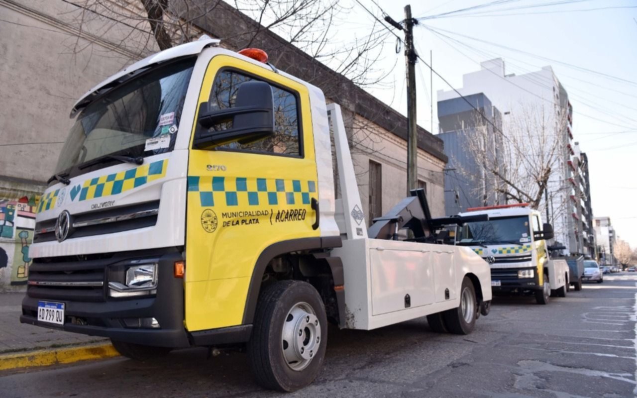 Llegaron las primeras grúas: ¿Cuándo empieza el acarreo en la Ciudad?
