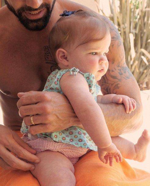 Por primera vez, Ricky Martin muestra la carita de su hija: “La luz de mis ojos”