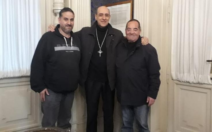 Arzobispo de La Plata se reunió con vecinos de El Mondongo y pidió trasladar la “zona roja”
