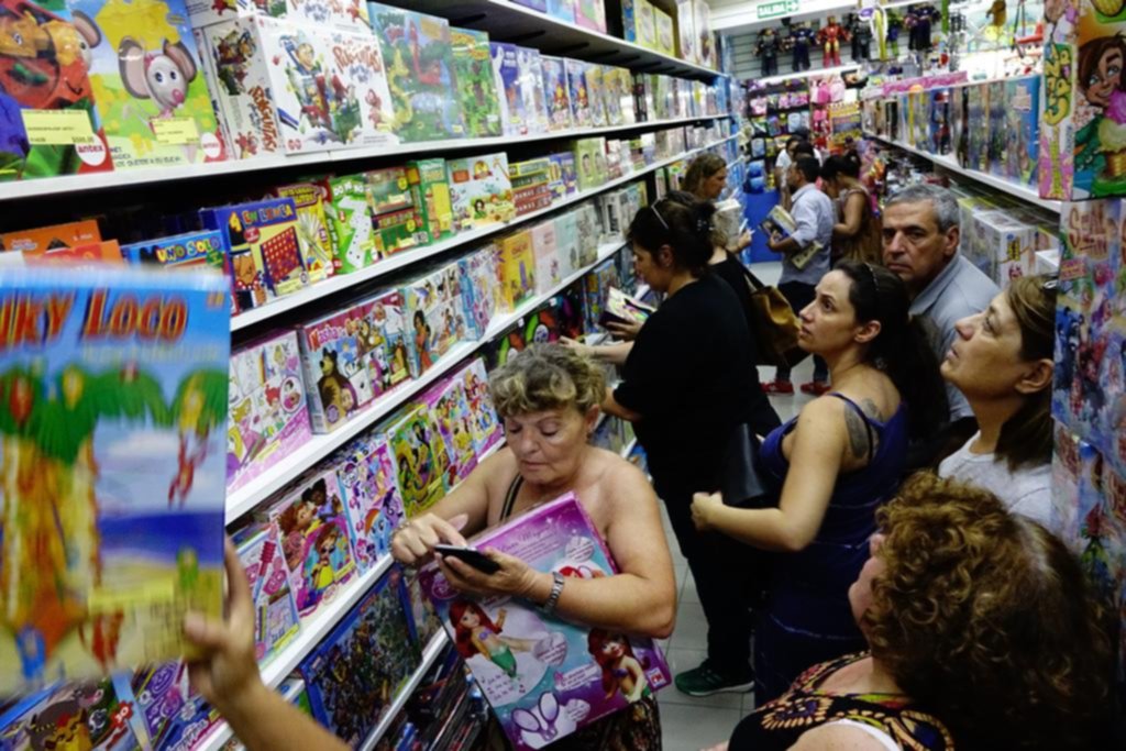 Con promociones y cuotas, el comercio apuesta al Día del Niño para reactivar las ventas