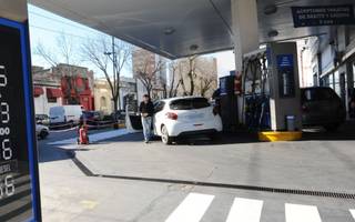 El precio de los combustibles en La Plata aumentaría en cuestión de días