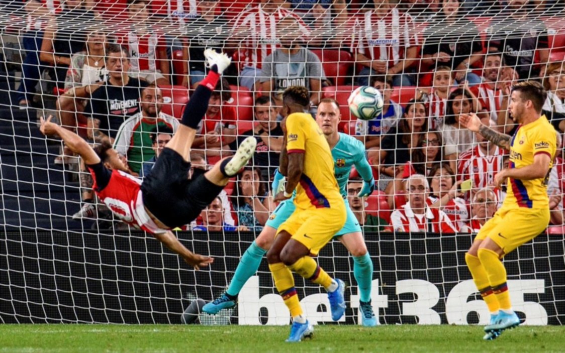 En su debut en la Liga y sin Messi, el Barcelona cayó ante el Athletic de Bilbao
