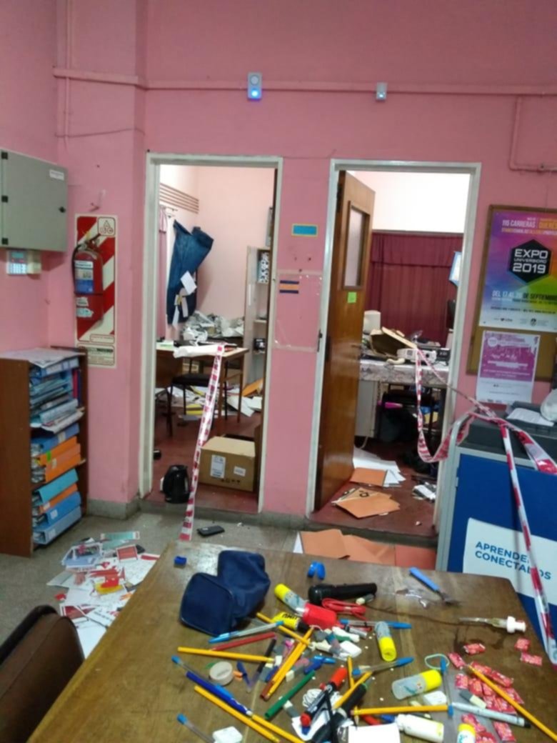 La “escuela de Favaloro” sufrió el tercer robo y ataque vandálico en apenas 10 días