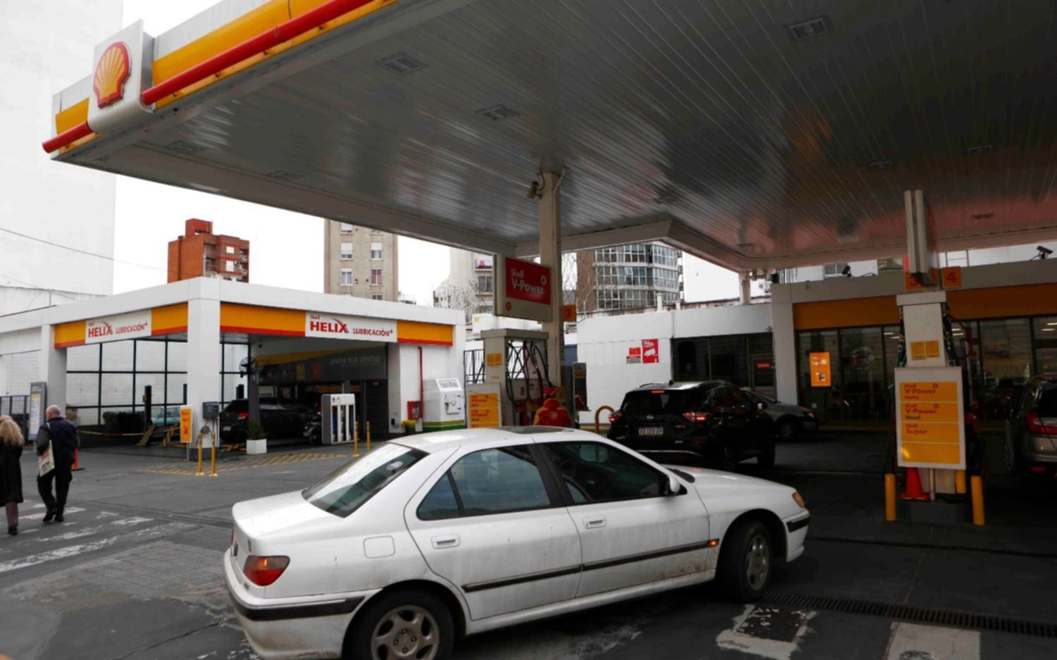 Precio de los combustibles: el Gobierno convoca a gobernadores y petroleras 