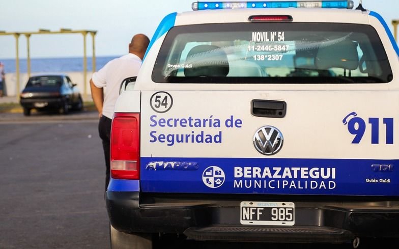 Detenidos por disparar desde un auto
