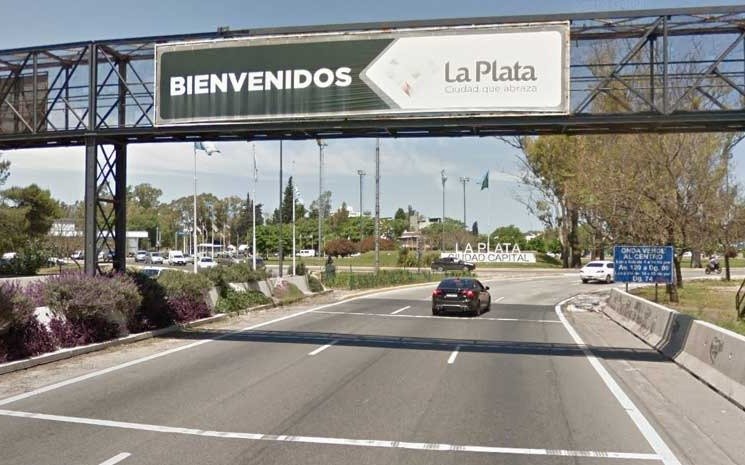 Un delincuente encañonó a un ciclista  en la bajada de la Autopista y le robó la bici