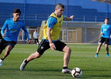 Boca hizo fútbol y Tevez se metió entre los titulares