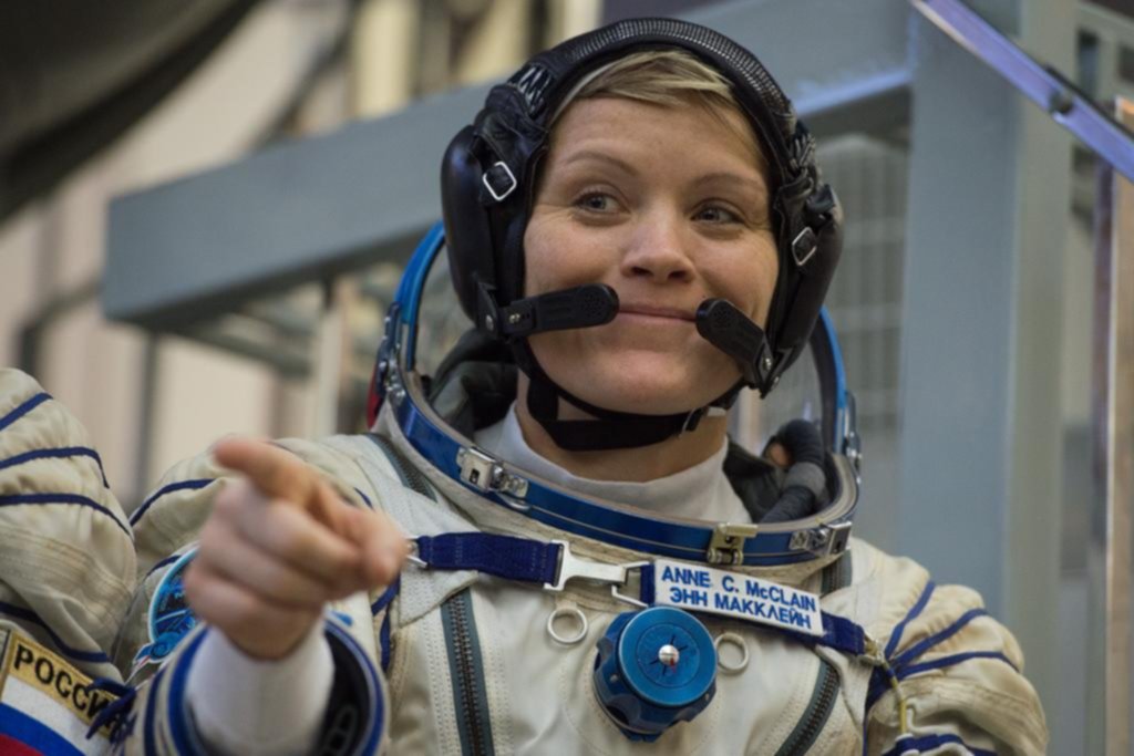 Una astronauta acusada por su ex mujer de cometer el primer delito desde el Espacio