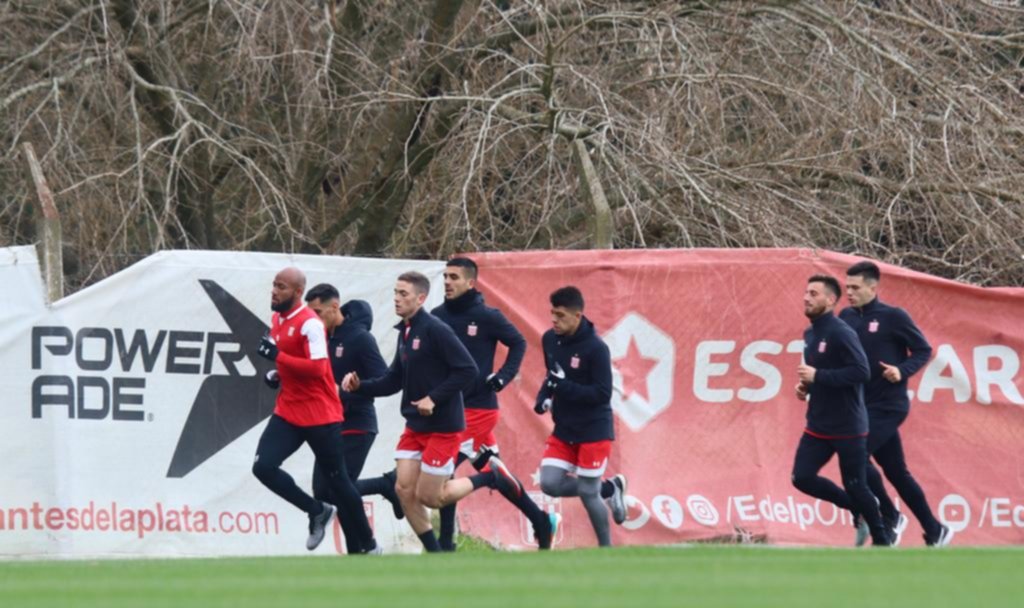 Milito prepara cambios: qué hay detrás de la búsqueda del DT