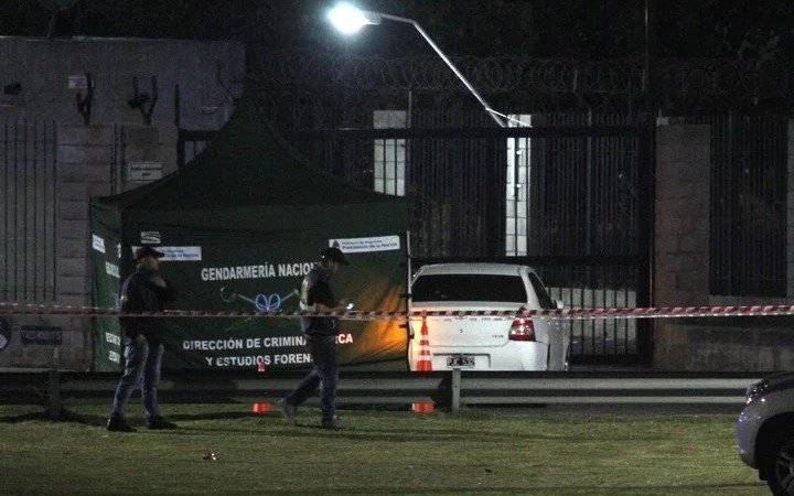 Quedó detenido un jefe policial investigado por el tiroteo en el que mataron a un comisario