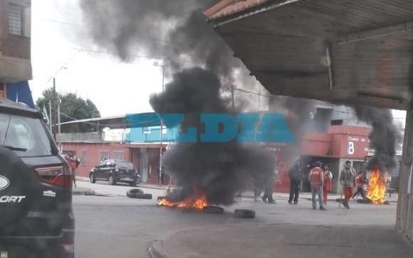 Cooperativistas mantuvieron bloqueados los accesos a Berisso