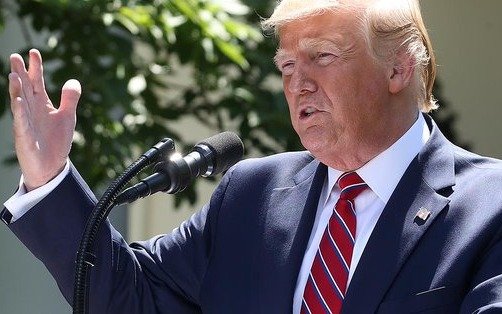 Trump vaticinó en Twitter que el huracán Dorian puede golpear "muy fuerte" en Florida