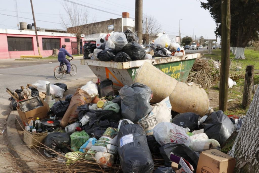 Berisso: pagaron las horas extras y esperan que la recolección de basura empiece a normalizarse