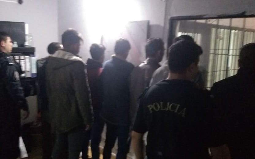 Tensión en Barrio Aeropuerto: intento de usurpación terminó con ocho detenidos