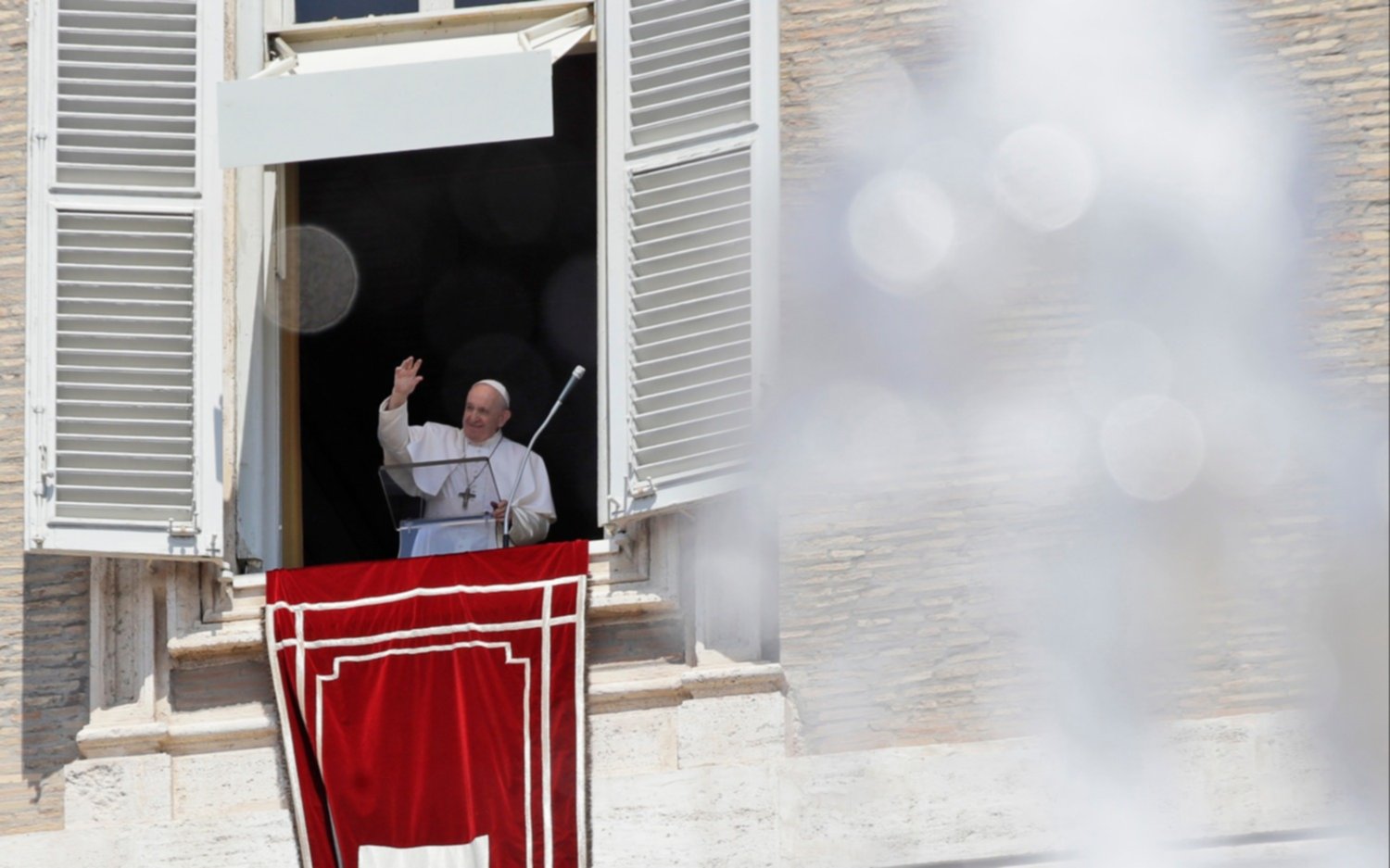  El papa Francisco envió una carta de puño  y letra a un hospital argentino