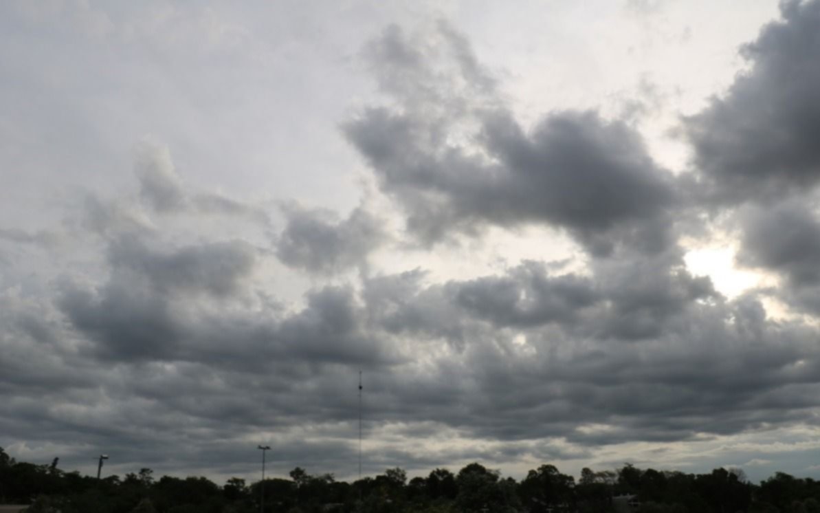 Húmedo, nublado y con una máxima de 25 grados