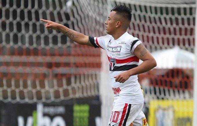 El Lobo busca definir lo de Broun y Maradona quiere traer a Cueva