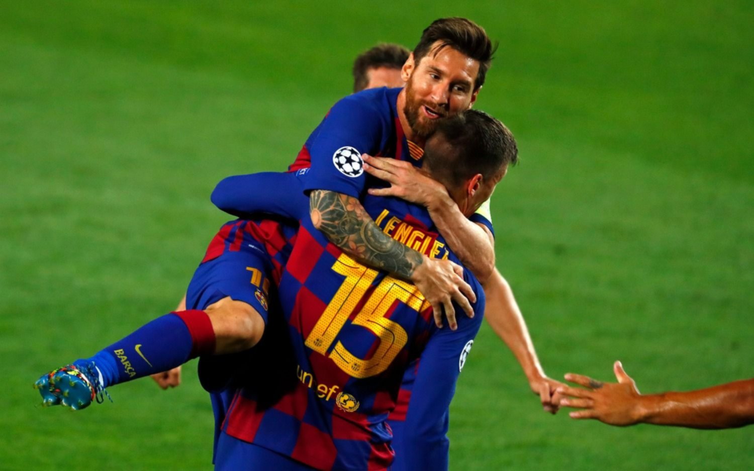 Con un golazo de Messi, Barcelona eliminó a Napoli y avanzó a cuartos en la Champions