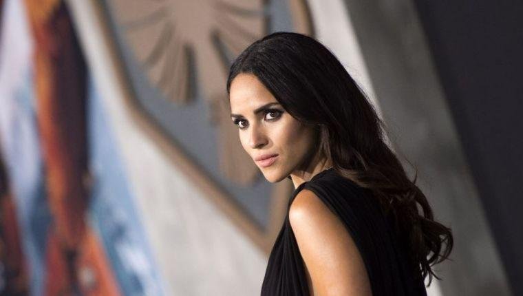 Adria, la hija de Ricardo Arjona, acompañará a Diego Luna en “Star Wars”, la serie