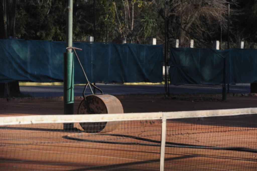 En La Plata todo sigue igual y se esperan precisiones de los deportes individuales