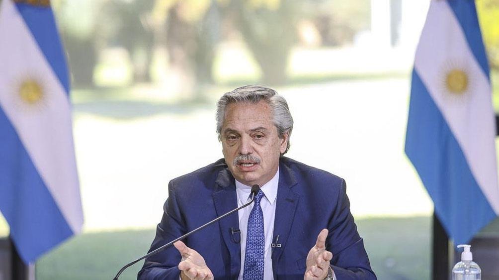 Desmienten que se corte la compra del dólar ahorro