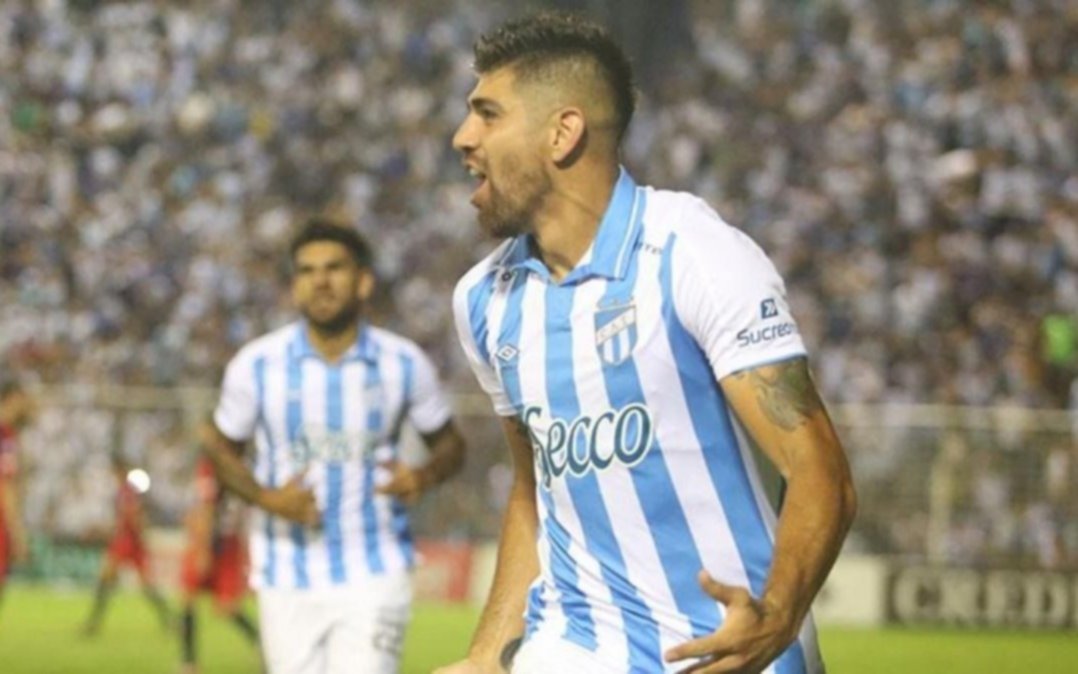 Segundo refuerzo de Estudiantes: se oficializó el arribo de Leandro Díaz