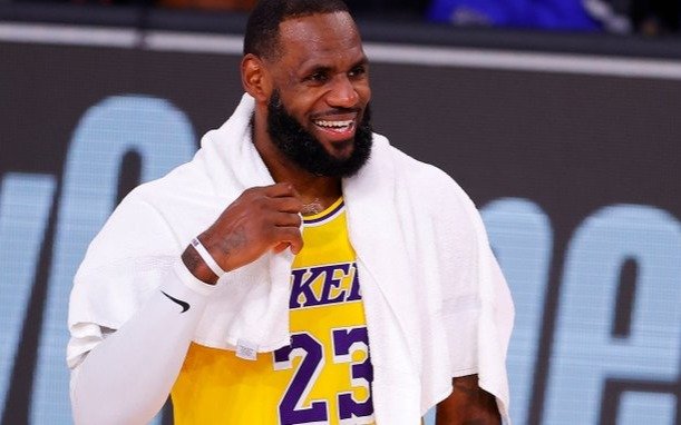 LeBron James adelantó que votará a Biden en elecciones en los Estados Unidos