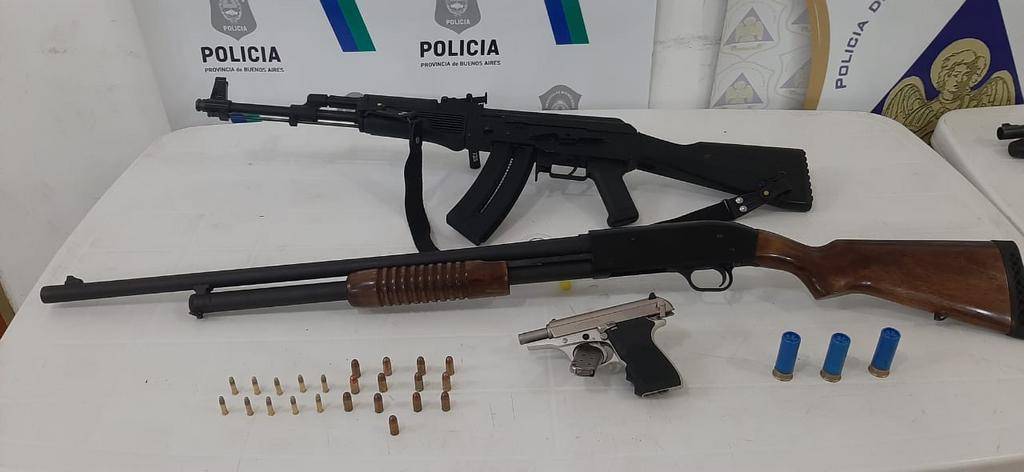 Mafia China: armas de guerra en 2 mercados y más sospechas por el ataque en El Mondongo