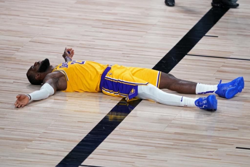 Los Lakers de LeBron largaron con el pie izquierdo y hoy van por la revancha en la NBA