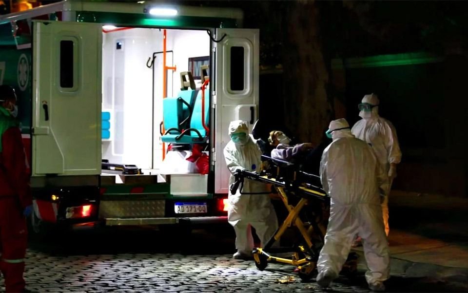 Récord de casos en Argentina: 8.225 nuevos contagios y 187 muertes