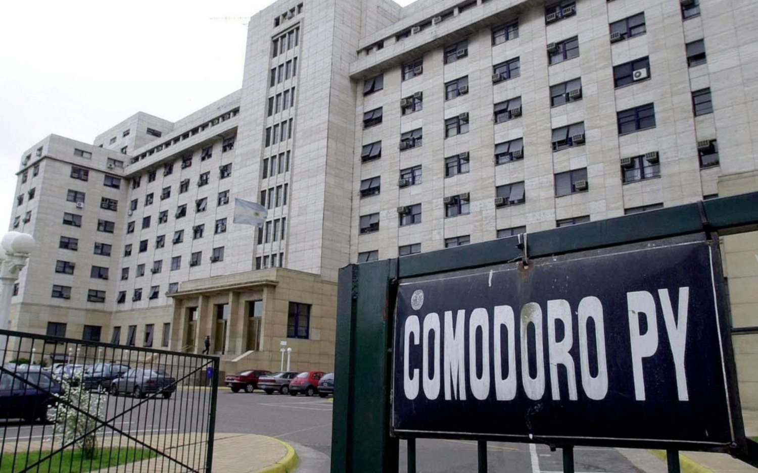 Freno al amparo de los camaristas Bruglia y Bertuzzi a los que el Gobierno quiere remover
