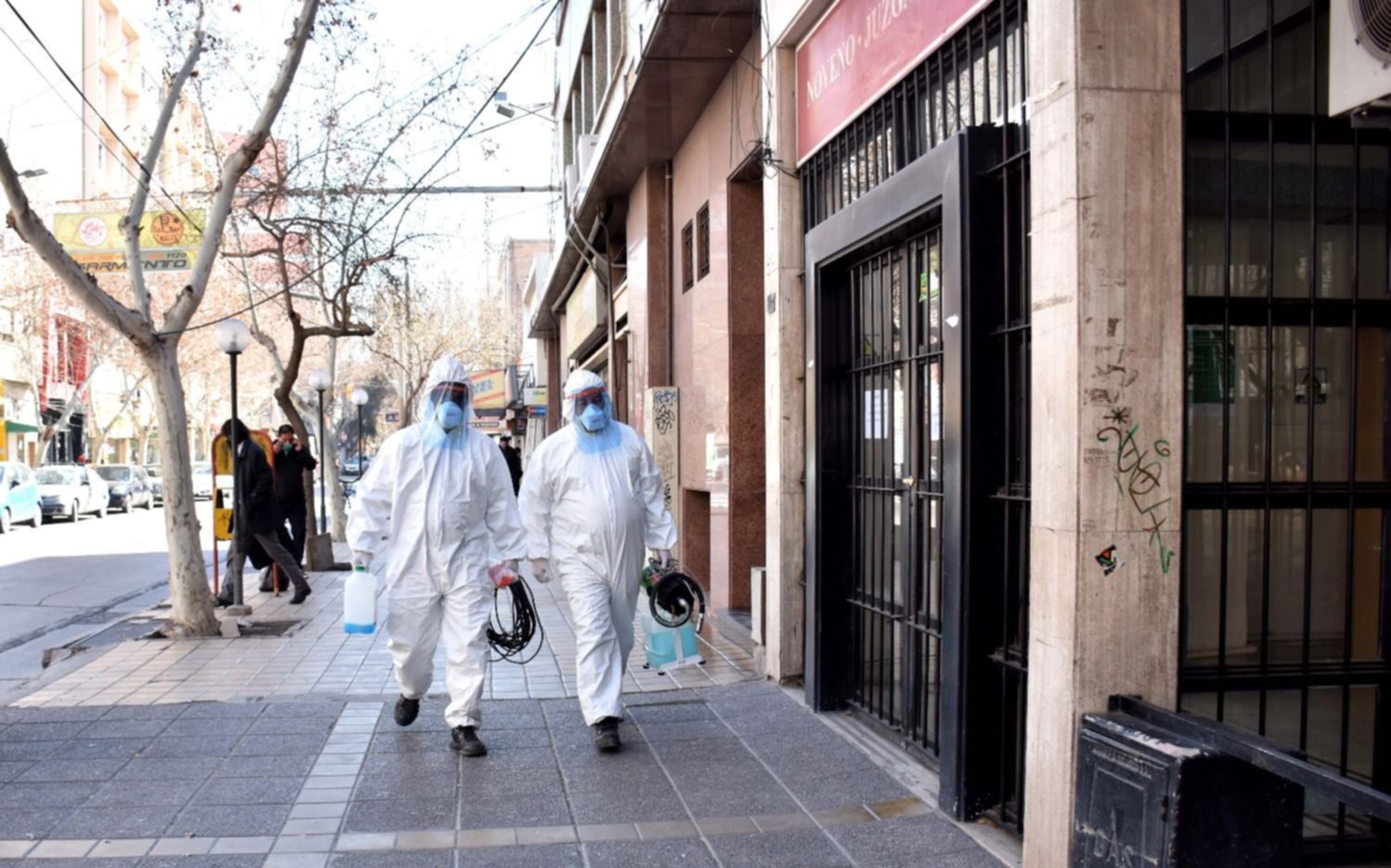 Se mantiene arriba el coronavirus en Argentina: 8.159 nuevos contagios y 214 muertes