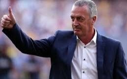 Gustavo Alfaro, a punto de ser DT de Ecuador, debutaría con Argentina
