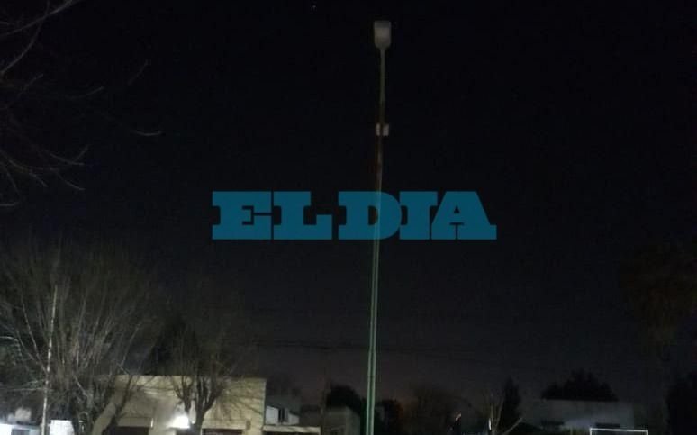 Por falla de luminarias, una calle de San Carlos se convirtió en una "boca de lobo"