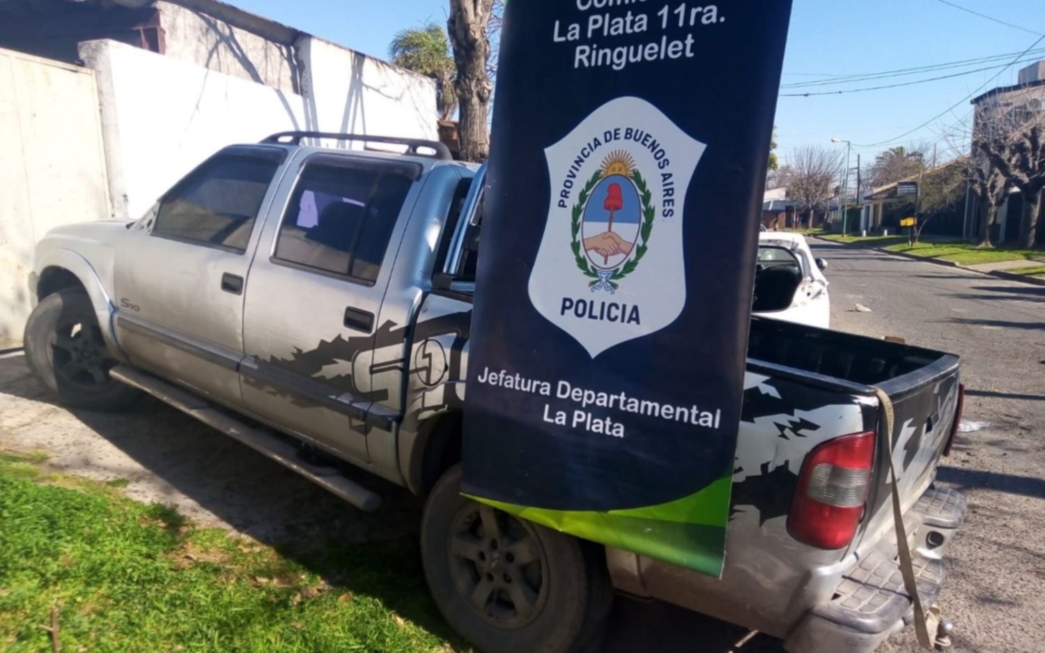 Cayó falso empleado de Cablevisión que intentó robar 2 kilómetros de fibra óptica en Tolosa