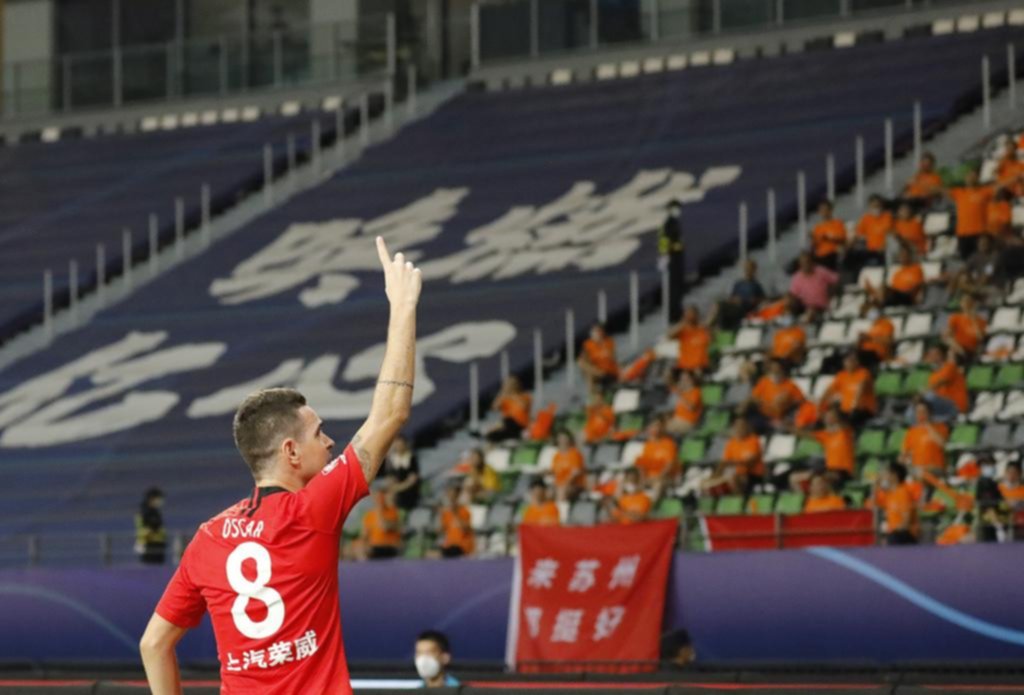 Dos mil hinchas presentes en China tras la pandemia