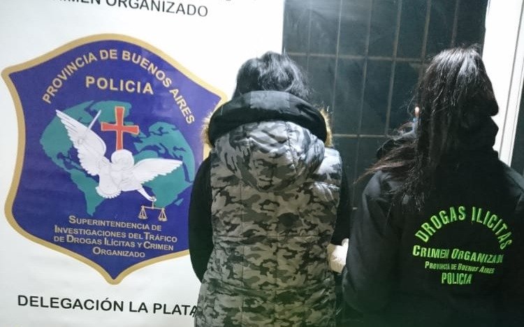Detuvieron a una trans que "narcomenudeaba"  en la Zona Roja