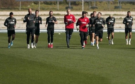 El club español que decidió despedir a todo el plantel profesional