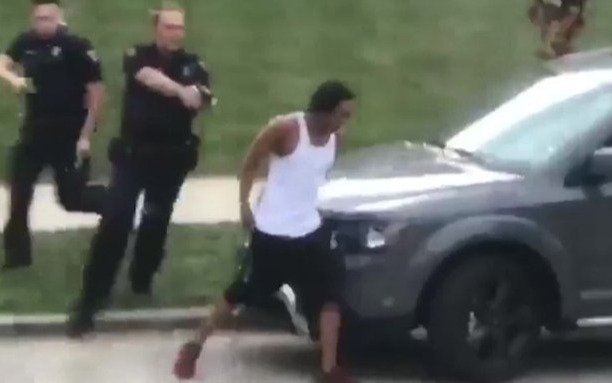 Crece la indignación en EEUU por el ataque a Jacob Blake, un afroamericano baleado por la policía