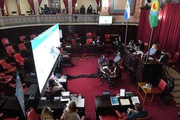 Cruces en el Senado entre oposición y oficialismo por la Ley de Víctimas
