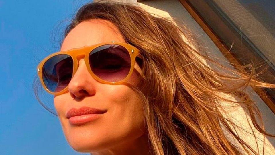 Pampita y sus amigas se pasan la ropa de sus hijos