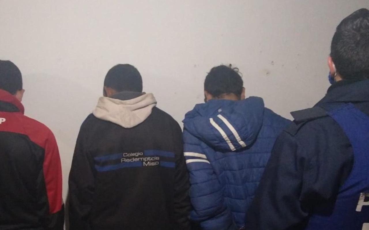 Siete detenidos en dos intentos de usurpación en Los Hornos y Villa Montoro