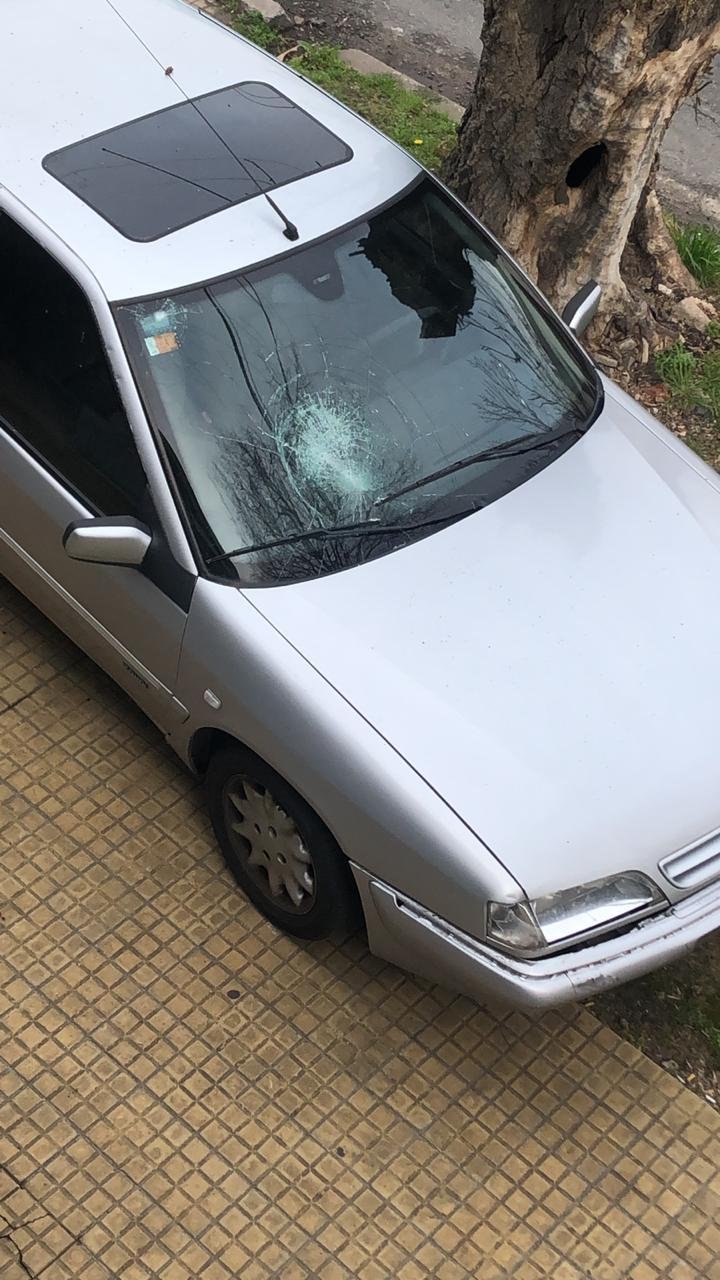 Los robos cesaron, pero ahora rompen los autos