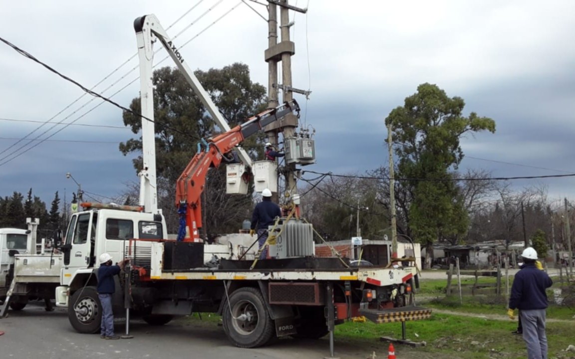 Domingo con cortes de luz programados en la Ciudad: en algunas zonas ya se normalizó el servicio