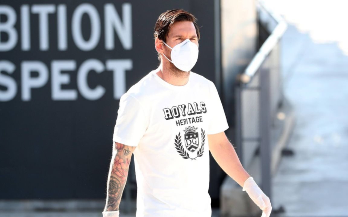 Messi tampoco se presentó al primer entrenamiento para reforzar su estrategia de salida