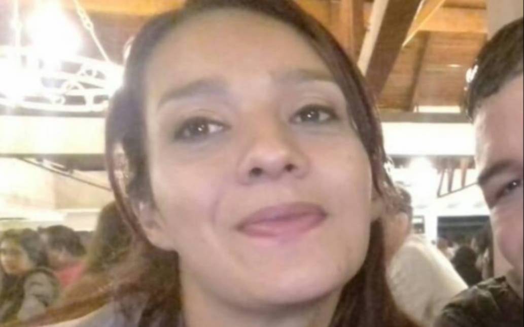 Horror: su ex novio le dio 18 puñaladas delante de sus hijos y está grave
