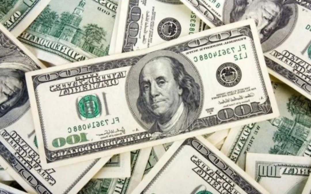 ¿Qué bancos venden más barato el dólar?