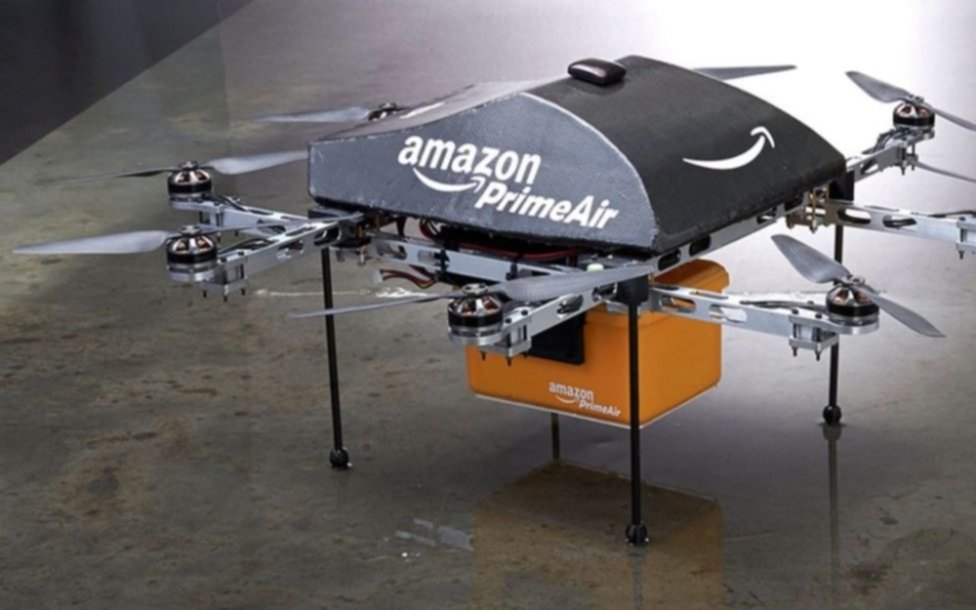 Amazon recibe autorización de FAA para entregas con drones 